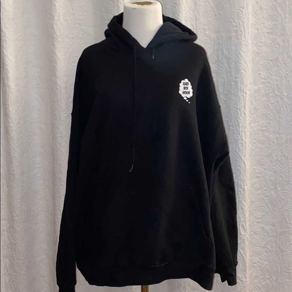 EMMA CHAMBERLAIN MERCH HOODIE